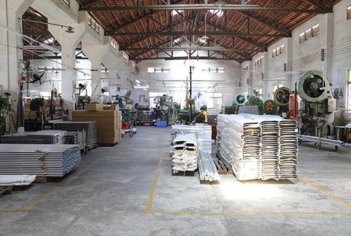 世峻弘茂生產(chǎn)基地20 世峻弘茂生產(chǎn)基地20